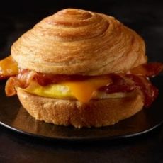 Starbucks Smoked Gouda Bacon Cheddar Sandwich