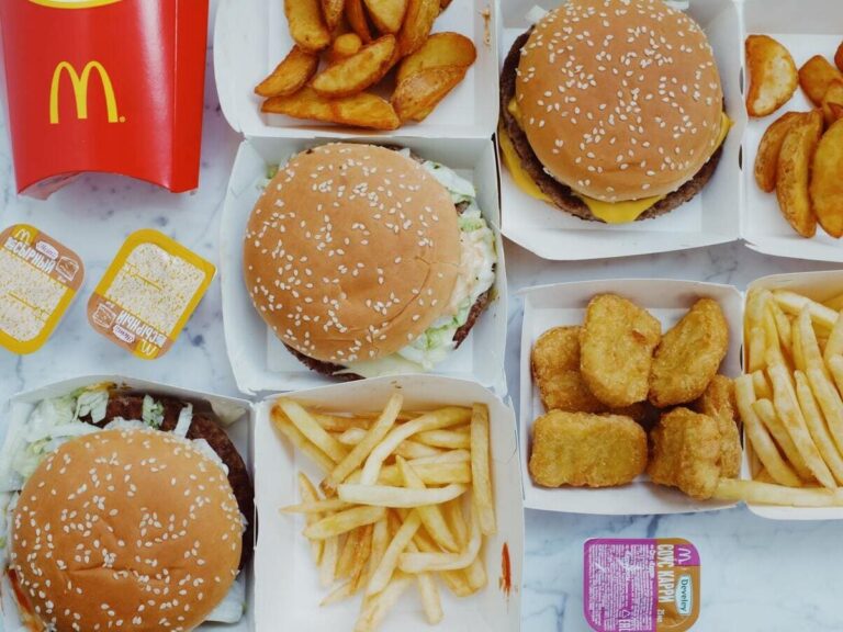 McDonalds 2 for 6 Deal Fast Food Menu Prices